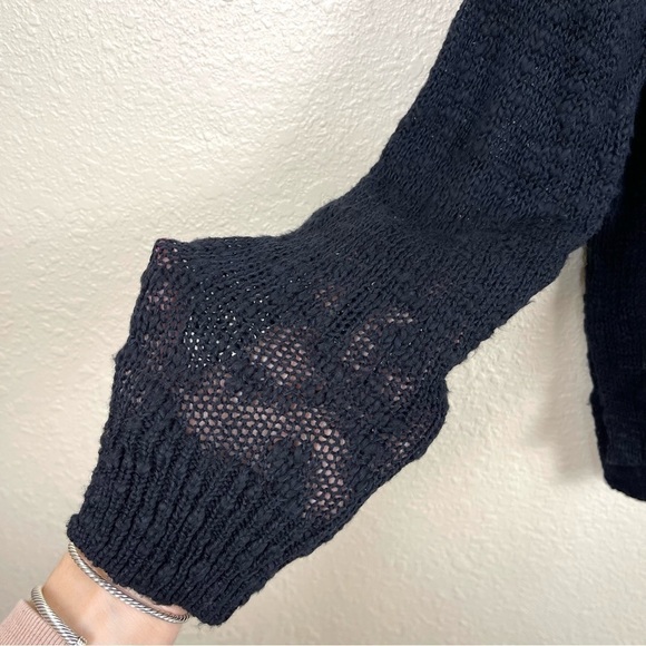 Roxy Black Knit Long Sleeve Hooded Pullover Sweater Size Small Women - Picture 5 of 11